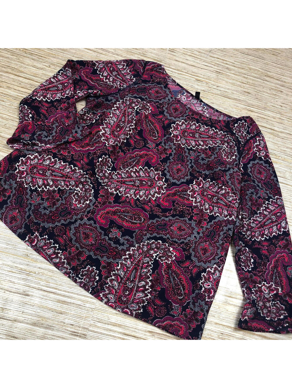 2815 Talbots Blouse Paisley Print Top Ruffle Sleeve Navy Pink sz S petite